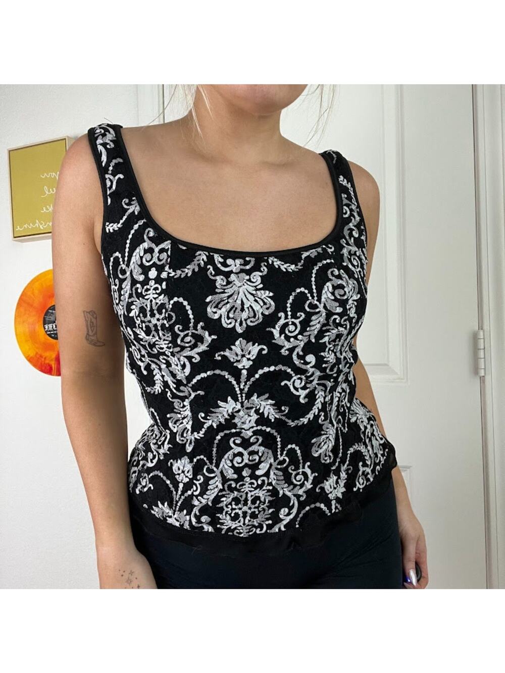 J.T.B Black & White Lace Peplum Style Tank Top Sz M